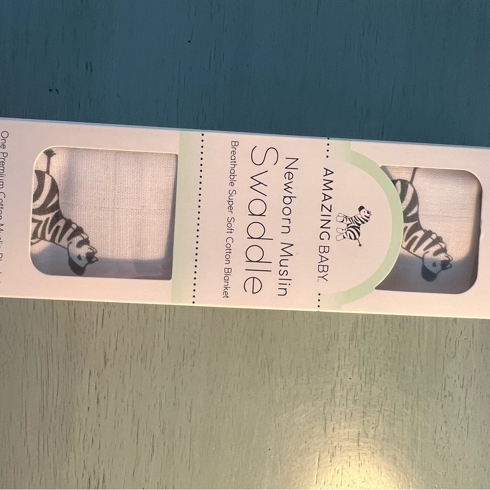 Amazing Baby Newborn Muslin Swaddle